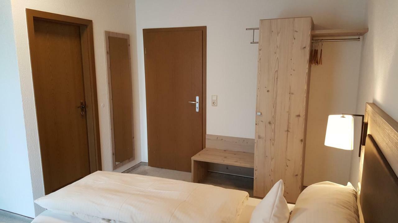 Landgasthaus Zollerstuben بيرماتنغن المظهر الخارجي الصورة